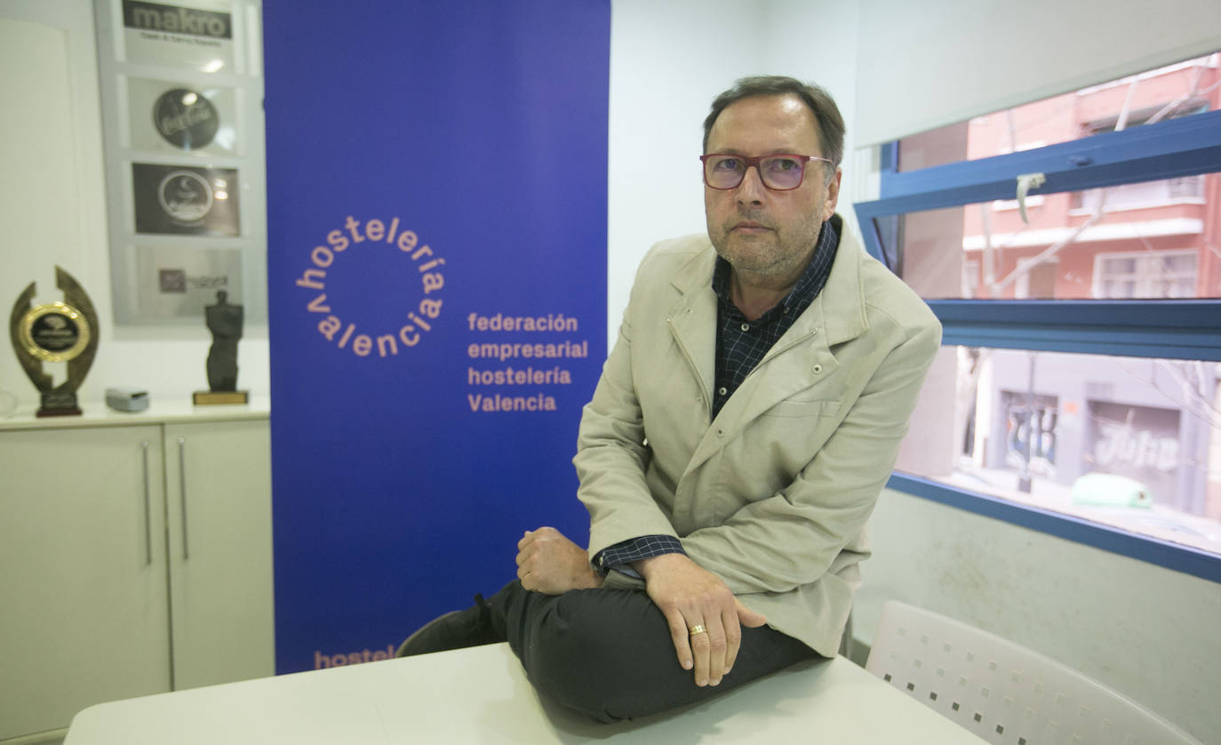 Manuel Espinar: «A la hostelería nos han utilizado como moneda de cambio dentro del Botánico»