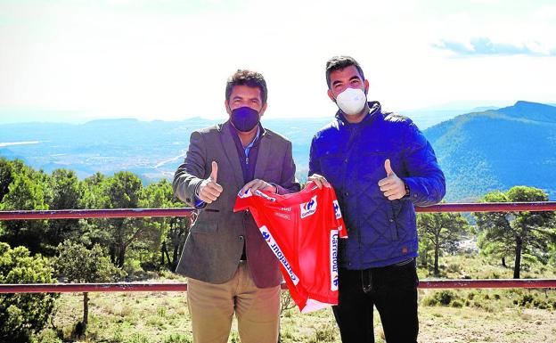 La Vuelta Ciclista a España vuelve este año a visitar los municipios alicantinos