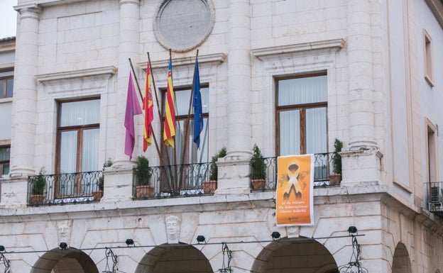 Gandia se suma a la lucha contra el cáncer infantil