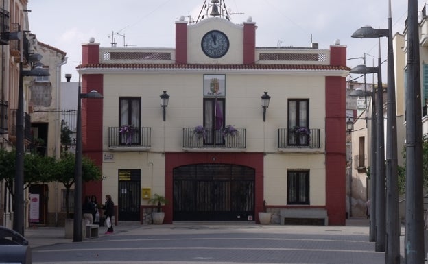 Beniarjó aplaza el acto de entrega de los premios de poesía Auiàs March