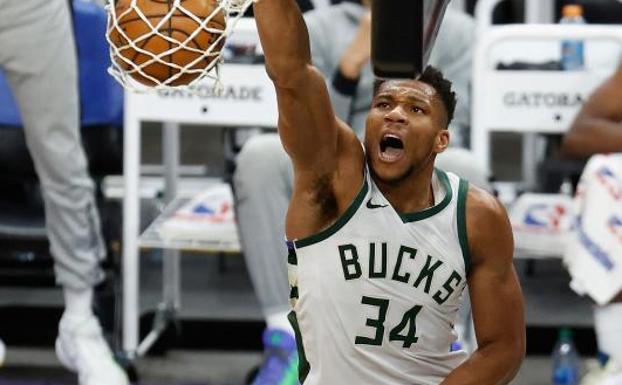 Bucks y Mavs desperdician la labor ofensiva de Antetokounmpo y Doncic