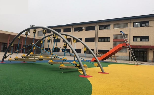 L'Olleria reparte medidores de dióxido de carbono en todos los centros educativos