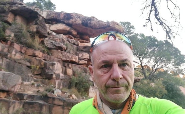 El concejal de Compromís de Massamagrell, Pep Galarza, se salta el cierre perimetral de Sagunto