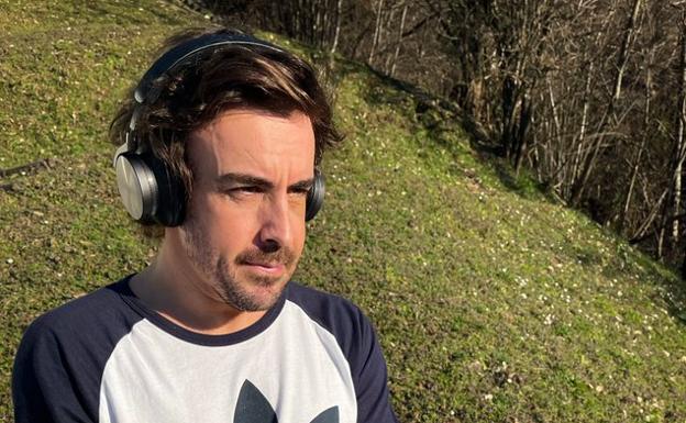 Fernando Alonso muestra su primera imagen tras el accidente