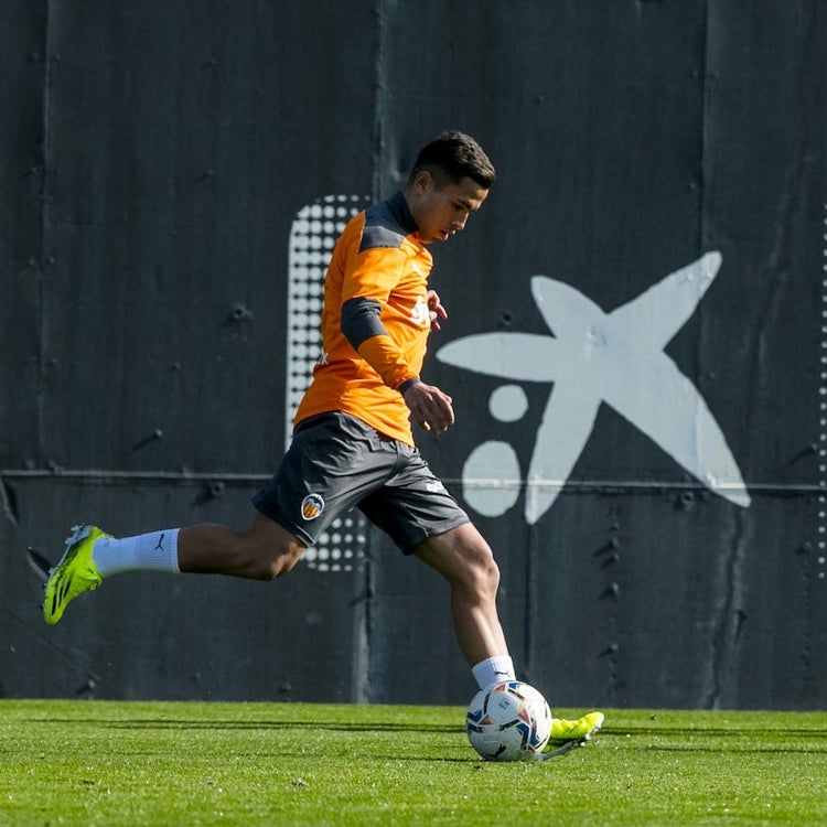 Cillessen, listo para recuperar la portería