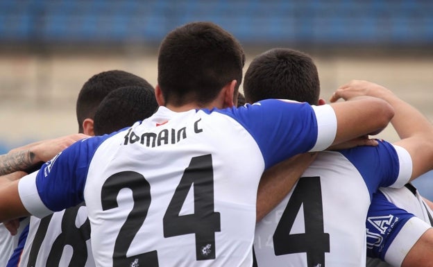 Benja reactiva las opciones del Hércules con un golazo ante el líder