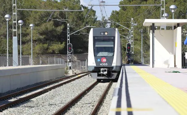Recorrido de la Línea 2 de metro en Valencia: 33 paradas entre Llíria y Torrent