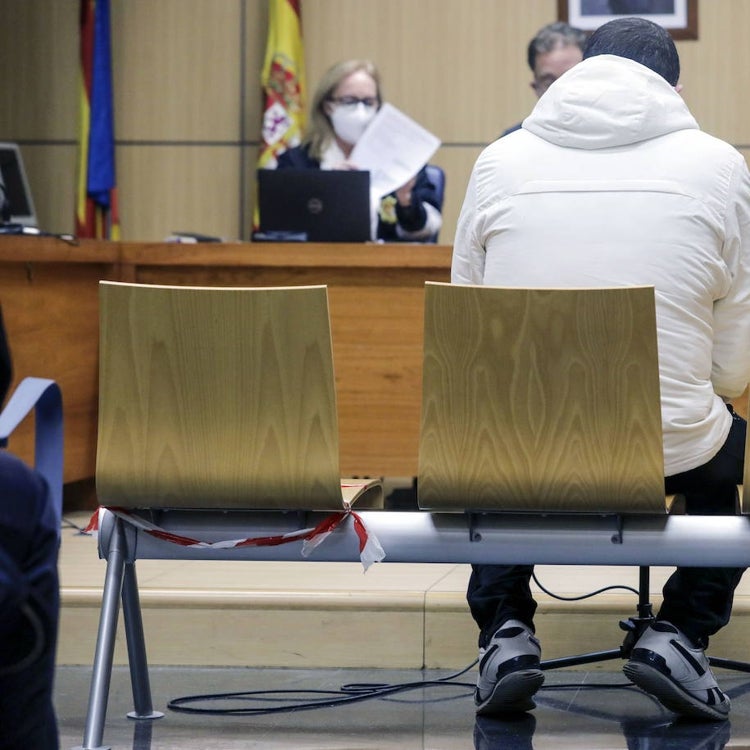 Un hombre, absuelto de abusos sexuales a su hija