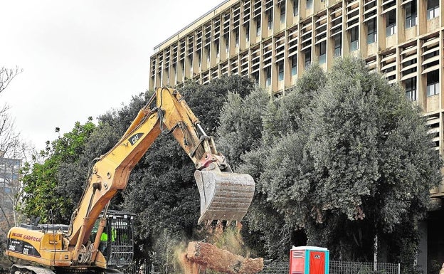 El Consell solo se pone de acuerdo para acelerar la licencia de todas sus obras