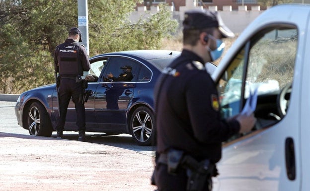 Alicante, a la cabeza en sanciones y detenidos en el quinto y último fin de semana de cierre perimetral en la Comunitat