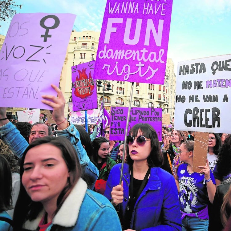 Gobierno y Sanidad dejan el control de los aforos en los actos del 8-M en manos de las feministas