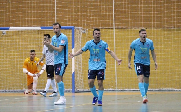 El Family Cash Alzira arranca la fase de permanencia con victoria