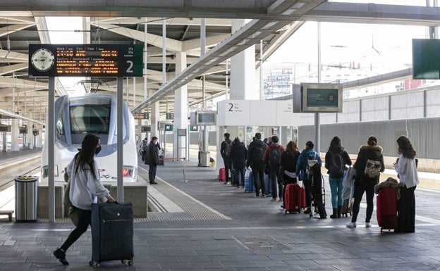 Adif pisa el acelerador en la ampliación de la estación de AVE