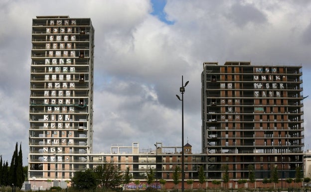 Vivienda se compromete a retomar las obras en la torre de Sociópolis antes de final de año