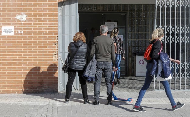 La pandemia deja ya casi un millón de valencianos con seguro privado