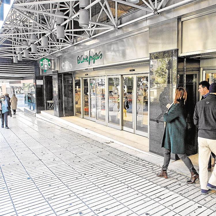 Nuevos horarios y normas para comprar en El Corte Ingles de Alicante y Elche