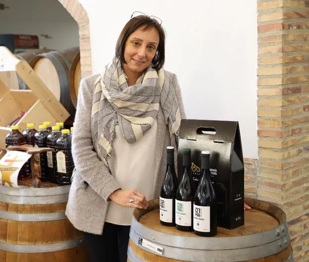 Ana Calvet gerencia la bodega. lp/