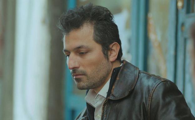 Así es Feyyaz Duman, el actor que da vida al fiel de Arif en 'Mujer'