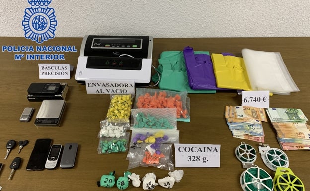 La Policía Nacional erradica uno de los puntos de venta de más droga en la Safor