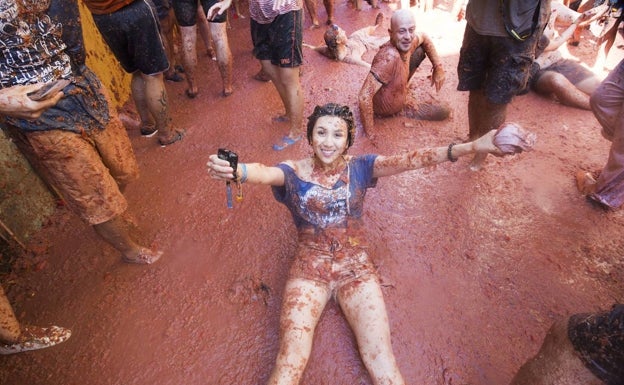 El Covid-19 se 'carga' la Tomatina de Buñol de 2021