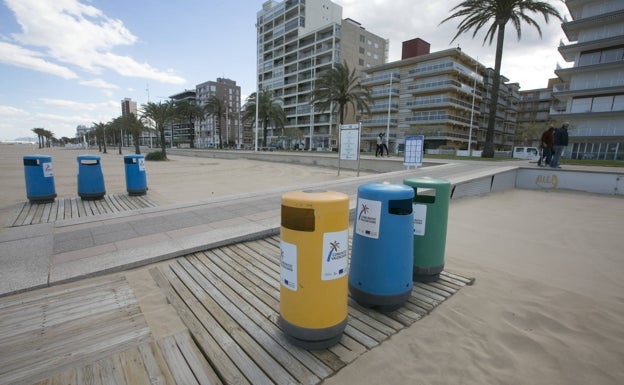 Las playas inician su desescalada