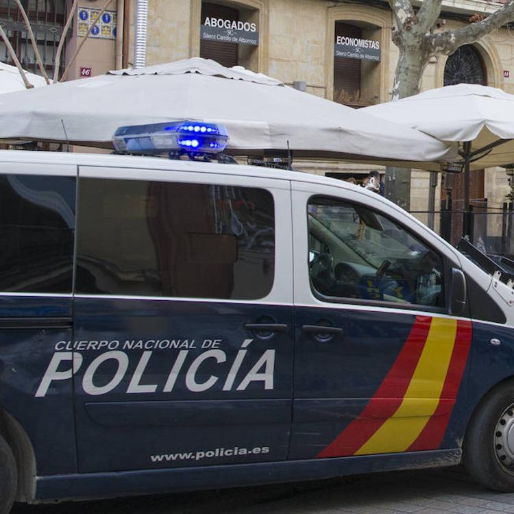 La policía detiene al jefe de Extranjería de Castellón por presunto cohecho