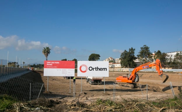 Arrancan las obras del colegio Les Foies de Gandia tras 14 años en barracones