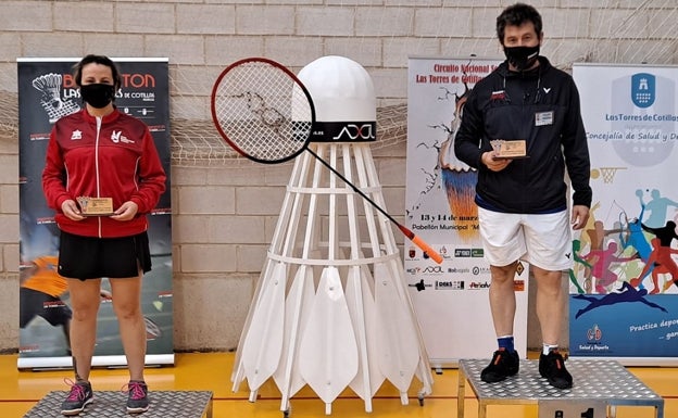 Mª José Mompó consigue dos mellas en el Circuito Nacional Sénior de Bádminton