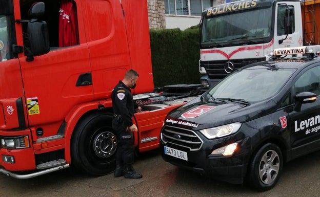 Tres vigilantes frustran un robo de gasoil en un camión en Fuente del Jarro