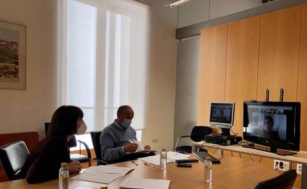 Gandia traza un plan para garantizar la seguridad durante los días de Fallas