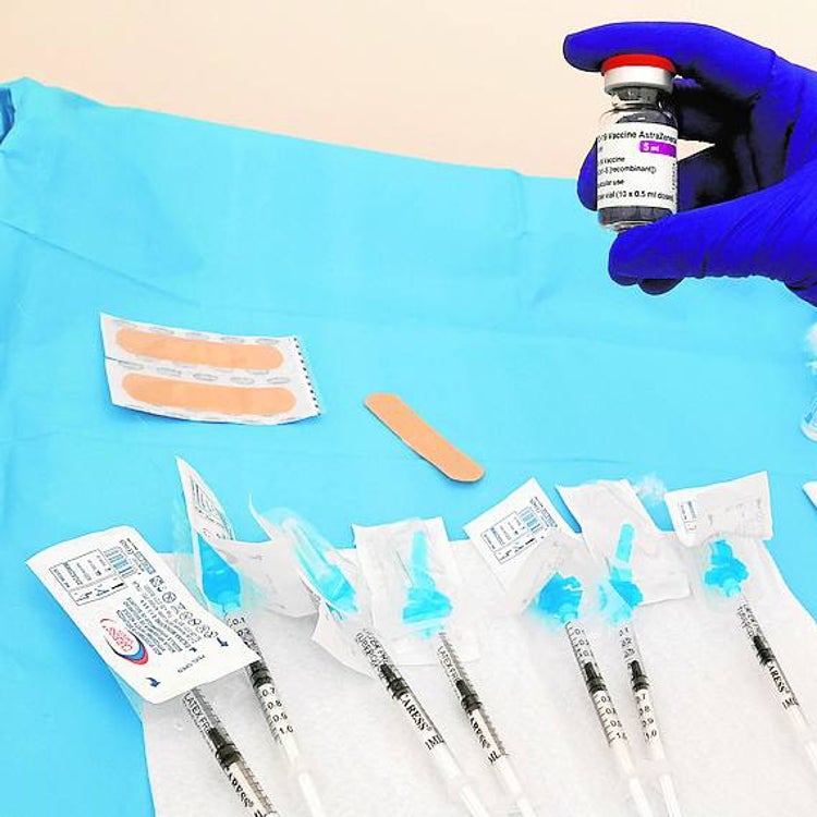Más de 600.000 valencianos se vacunarán al ampliar la franja de edad de AstraZeneca