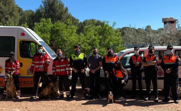 Protección Civil de la Pobla de Farnals trabaja para implantar una unidad canina