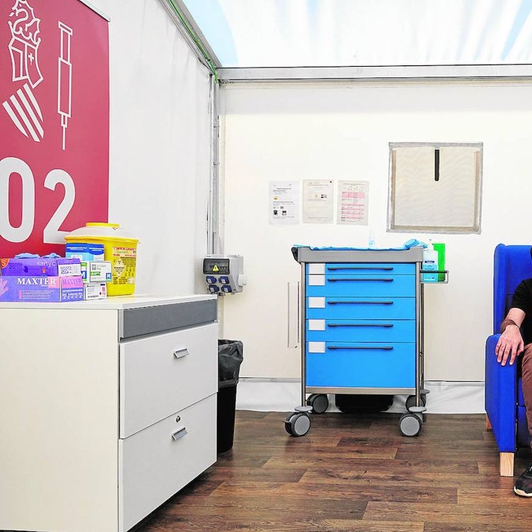 Los pacientes que han pasado el Covid en el último medio año, excluidos de AstraZeneca