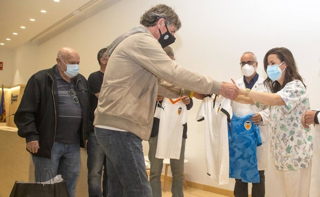 Batas valencianistas para los niños hospitalizados