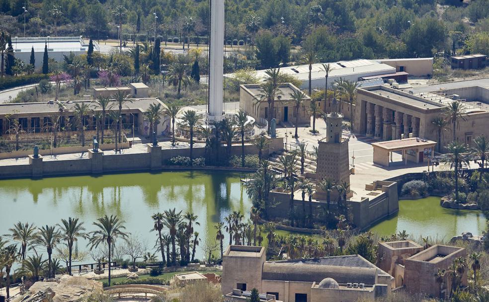 Terra Mítica, 20 años en la montaña rusa