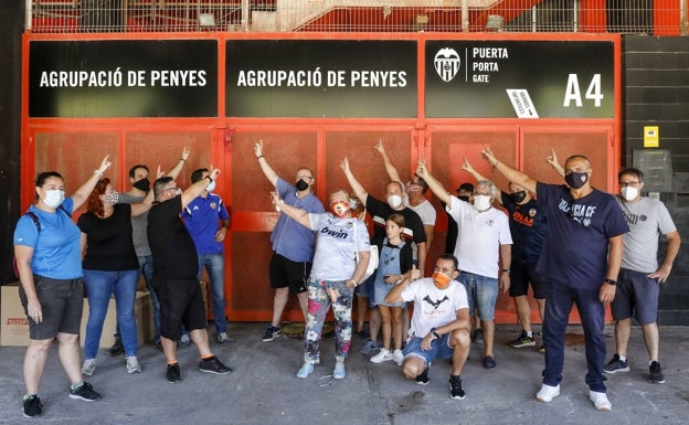 La antigua sede de las peñas en Mestalla, medio año olvidada