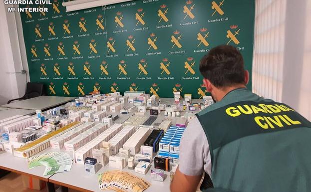 Una banda criminal vendía medicamentos ilegales en gimnasios, tiendas y farmacias de la Comunitat Valenciana