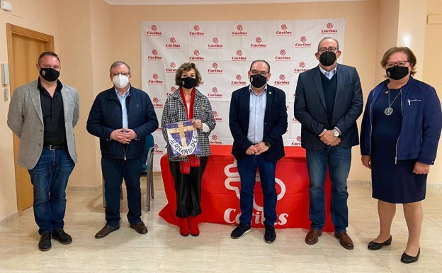 La Semana Santa de Gandia agradece la labor de Cáritas con las personas más vulnerables