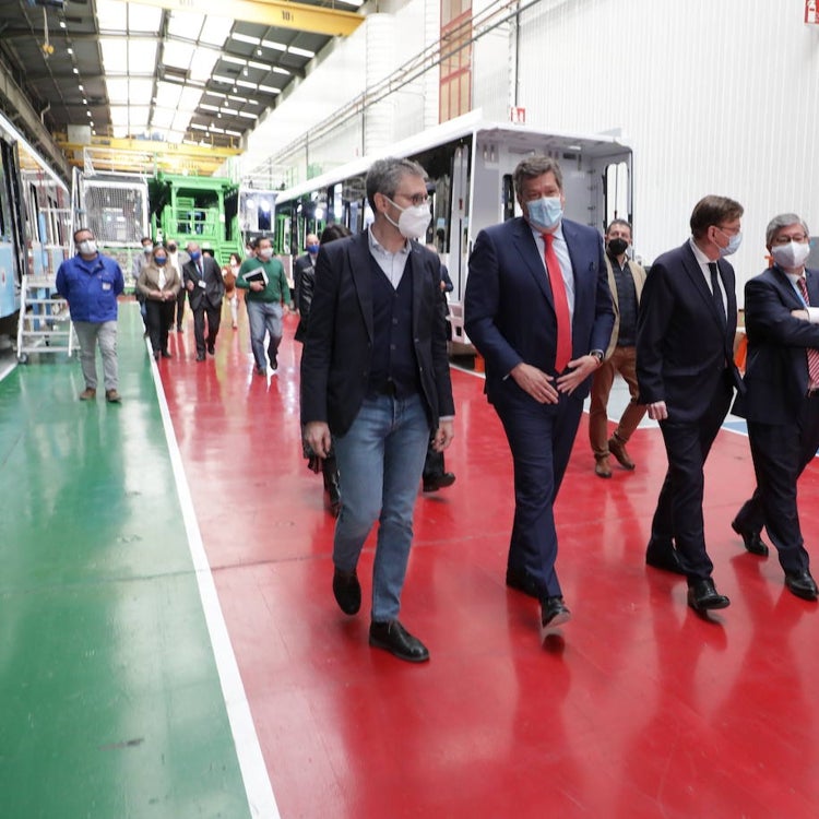 Stadler y FGV desarrollarán un proyecto de tranvías con hidrógeno para el TRAM de Alicante