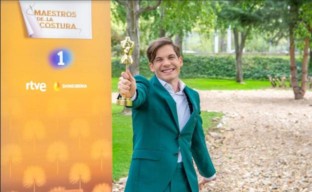 L'Eliana homenajea este sábado a Ancor Montaner, ganador de 'Maestros de la Costura'