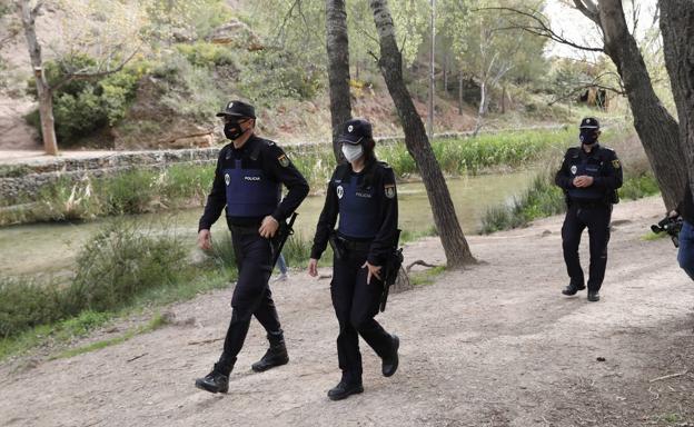 ¿Se puede fumar en la calle con las últimas restricciones Covid?