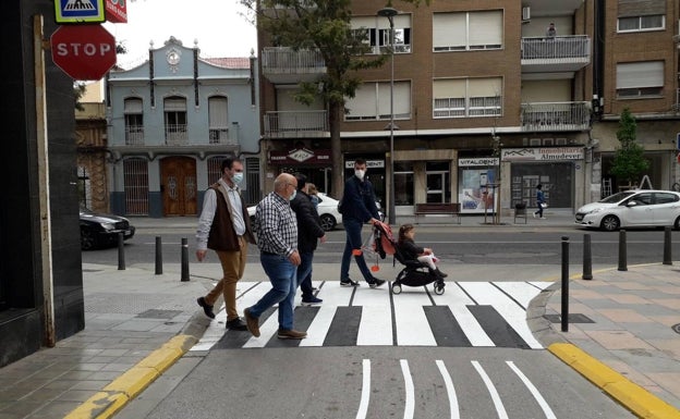 Una campaña en Catarroja busca recuperar el espacio para el peatón