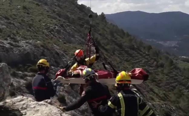 Aglomeraciones en las rutas de los acantilados de Benitatxell y fluidez en las playas de Xàbia, Dénia y Calp