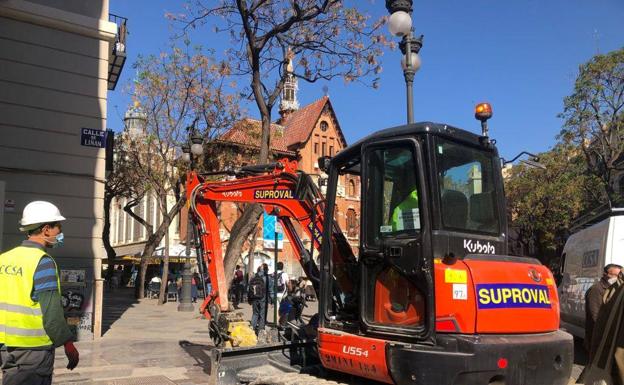 Los hallazgos arqueológicos retrasan las obras del entorno de la Lonja