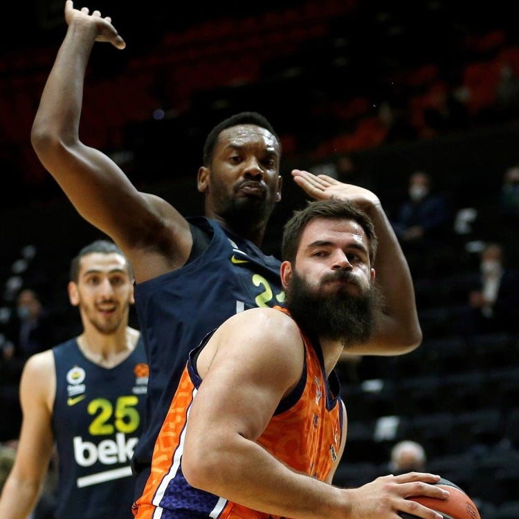 Vencer al Baskonia ... y esperar