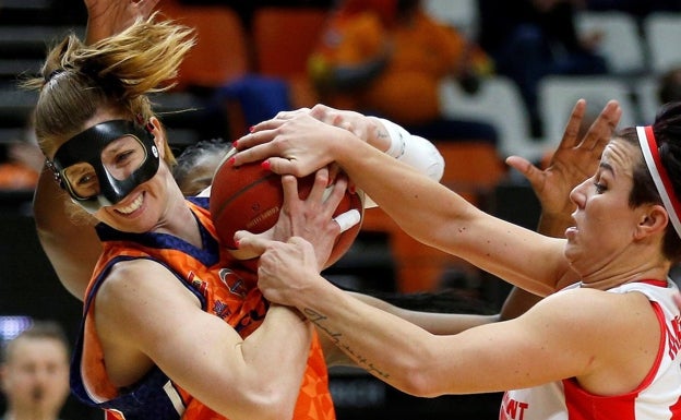 El Valencia Basket inicia en Hungría su gran reto con Laura Gil como baja de última hora