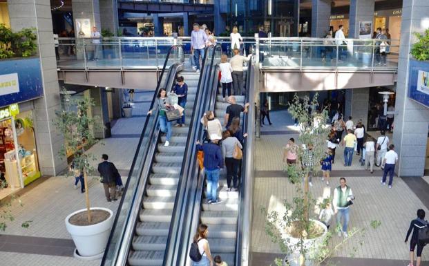 Horarios de los centros comerciales en Valencia el puente de San Vicente 2021