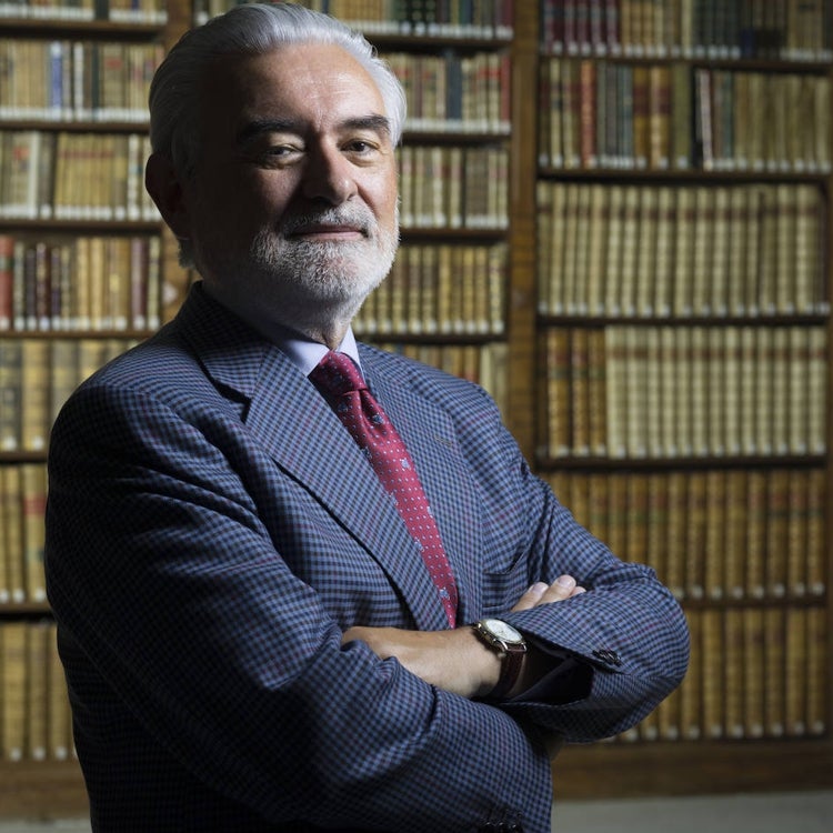 Darío Villanueva: «La estupidez es hoy más visible que nunca»