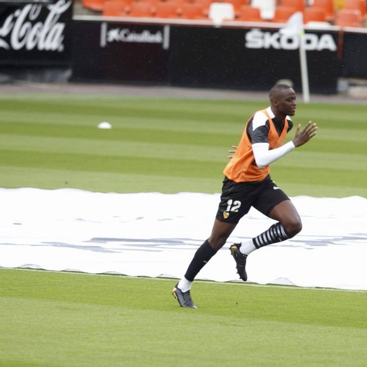 Diakhaby, titular ante la Real tras la polémica por el insulto racista