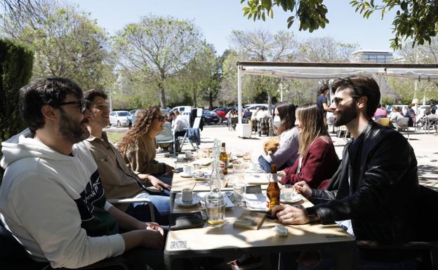 Las tres opciones para flexibilizar las medidas de la hostelería en la Comunitat